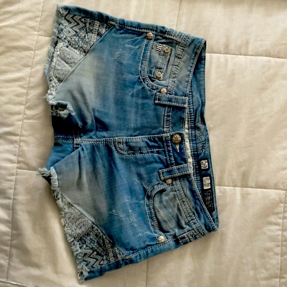 Miss Me Size 29 shorts NWOT tags